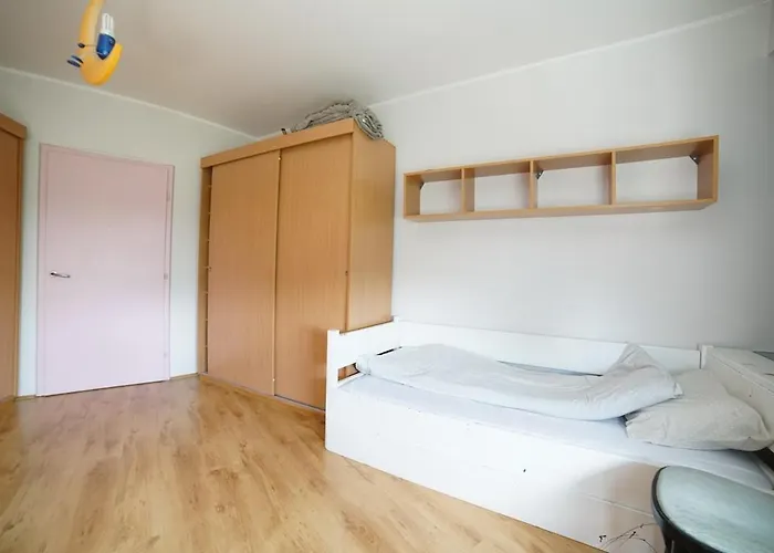 The White House Zr Beçkerek